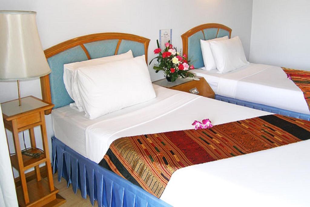 Phuket Golden - Sha Extra 2* Karon