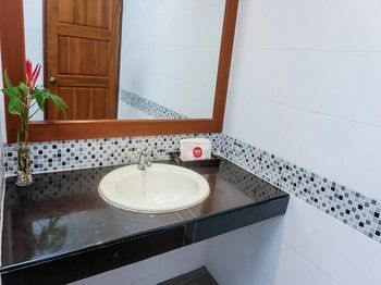 Nida Pattana 47 Central Mall 3*
