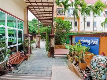 Hotel Nida Pattana 47 Central Mall 3*