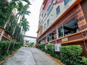 Nida Pattana 47 Central Mall Hotel Phuket