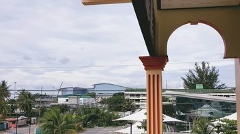 Bs Airport At Phuket Nai Yang Beach