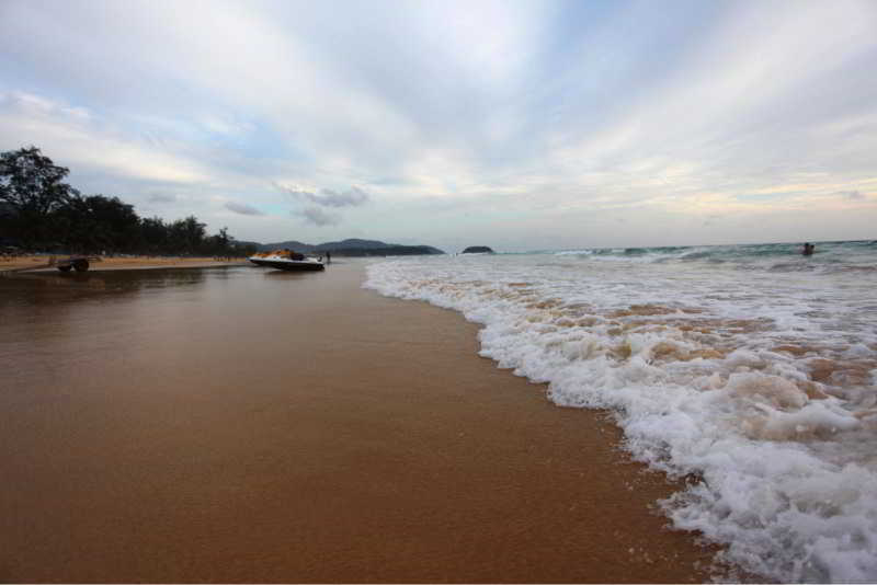 Paradise 2*