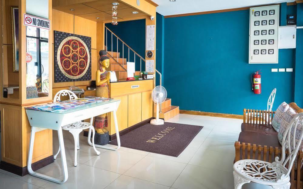 Beehive Magenta Patong * Phuket