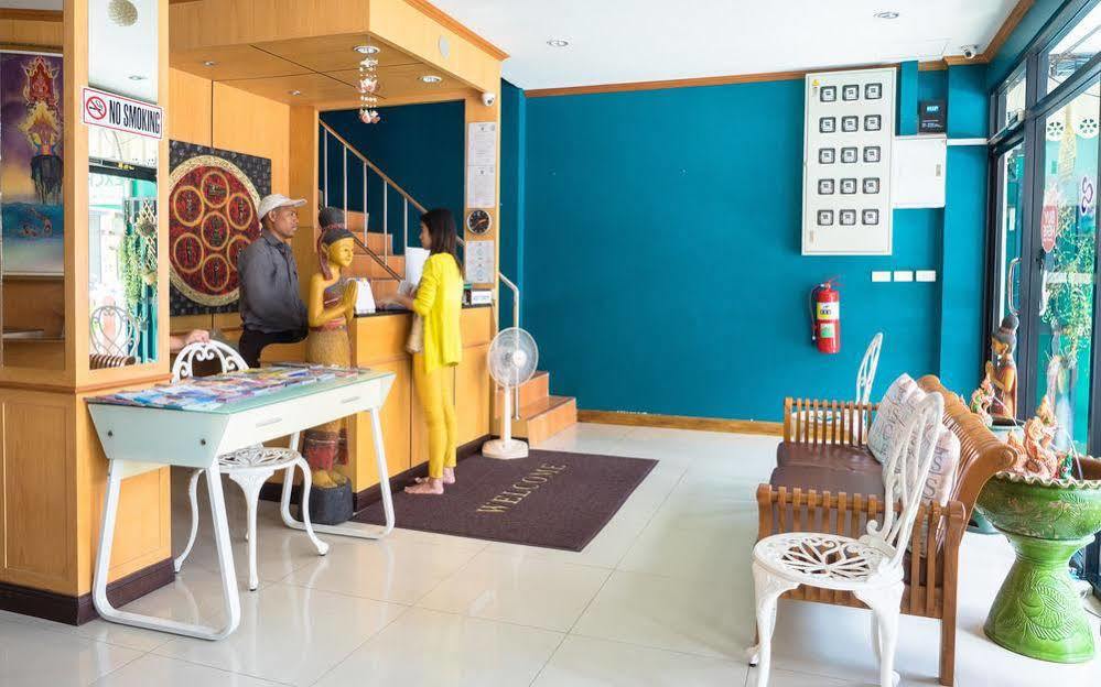 Beehive Magenta Patong Hostel Phuket