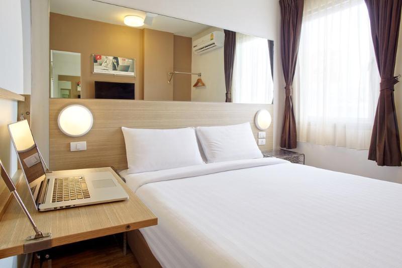 Red Planet Phuket 3*