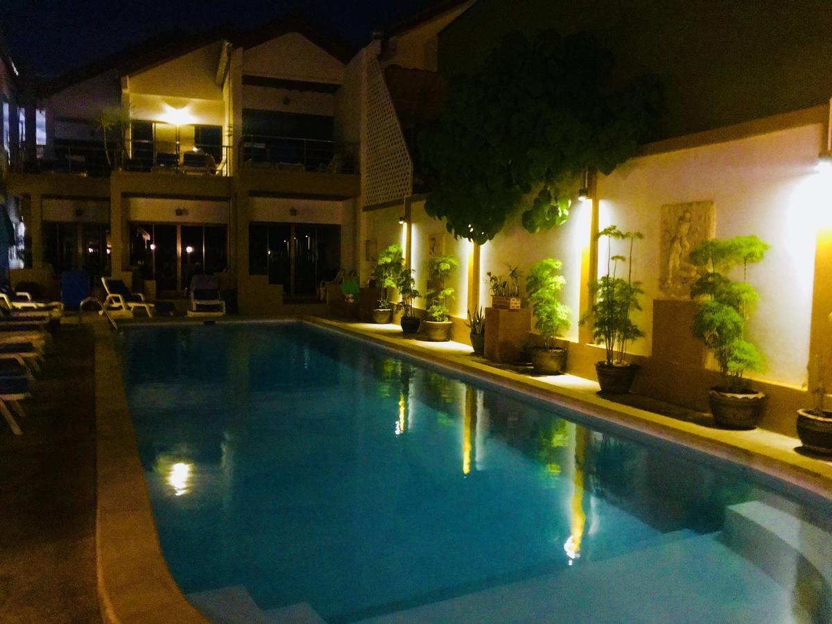 Resort Dreams