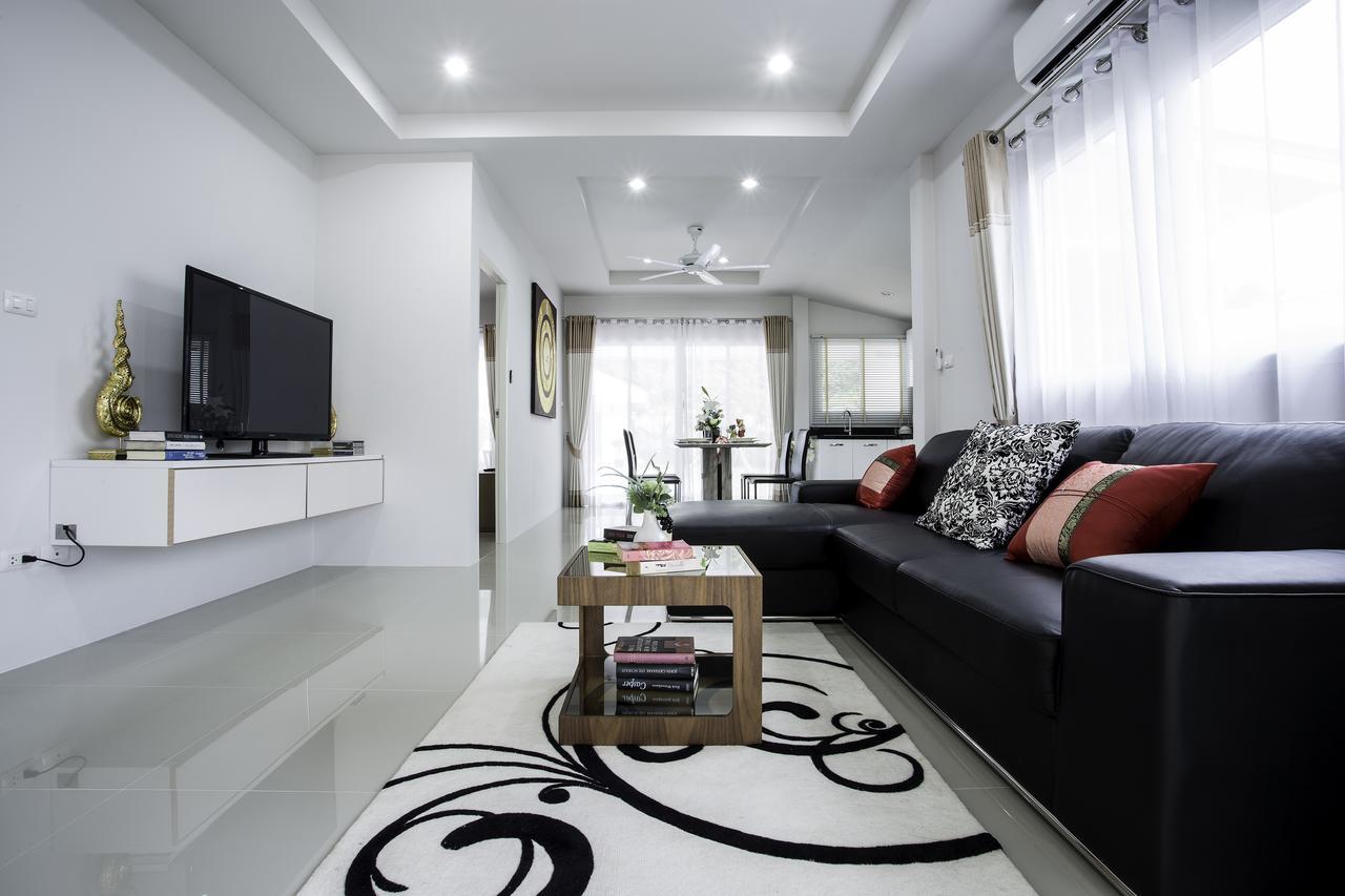 Baan Promphun Pool By Bv Villa Si Sunthon