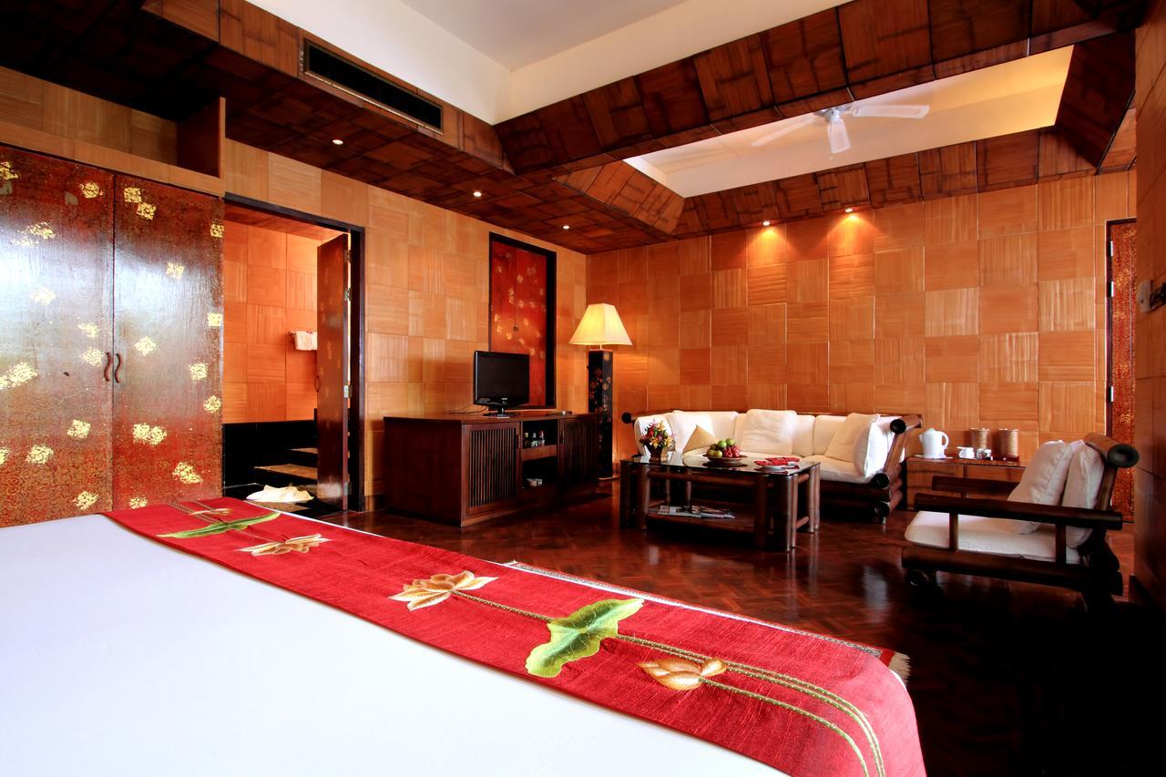 Mom Tri's Royale - Sha Plus Resort