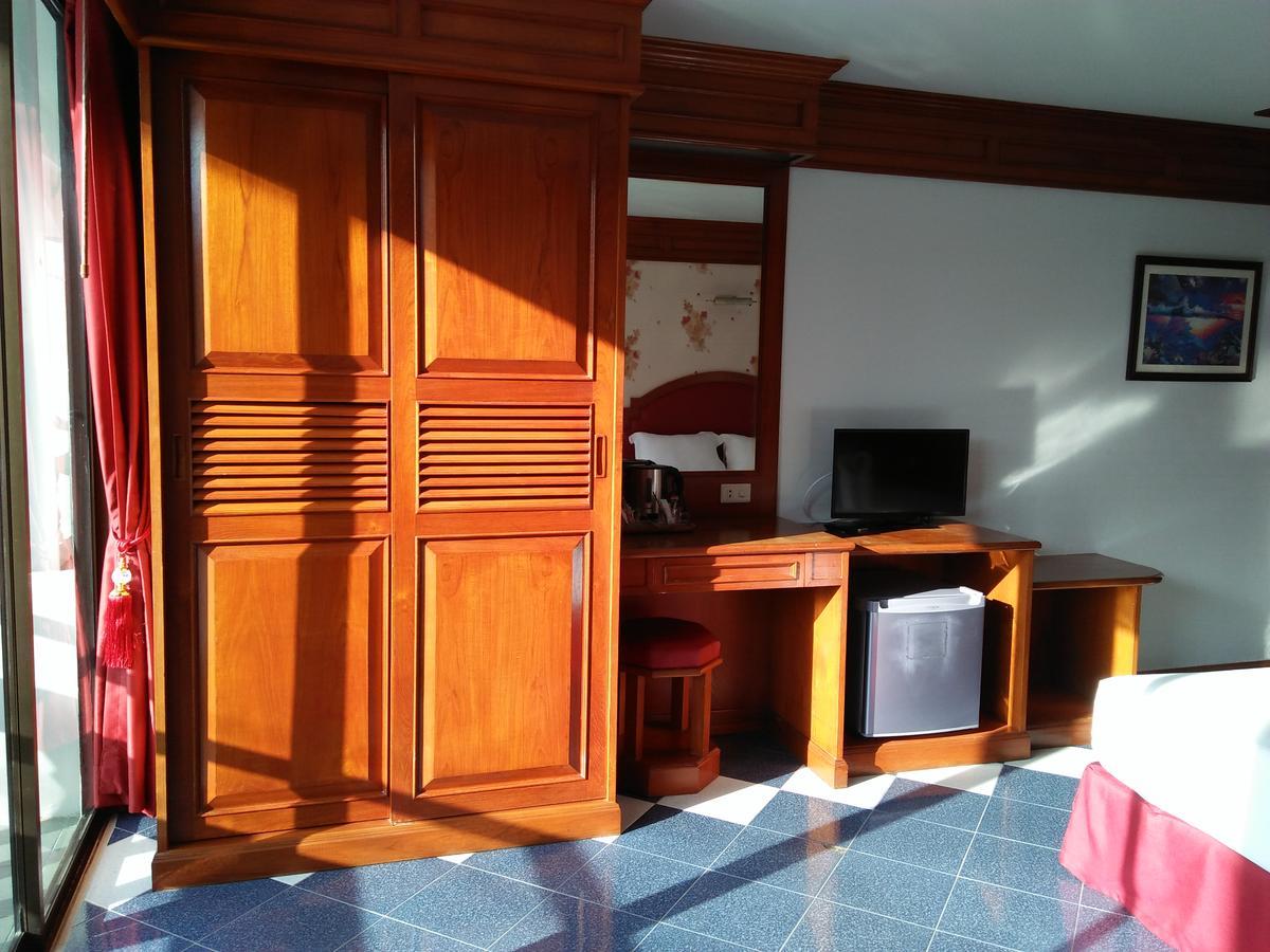 Taj Phuket Hotel 2*