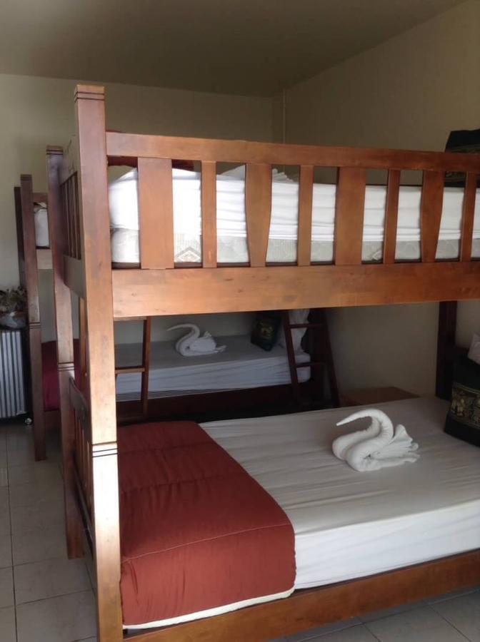 Hotel Square One 3*