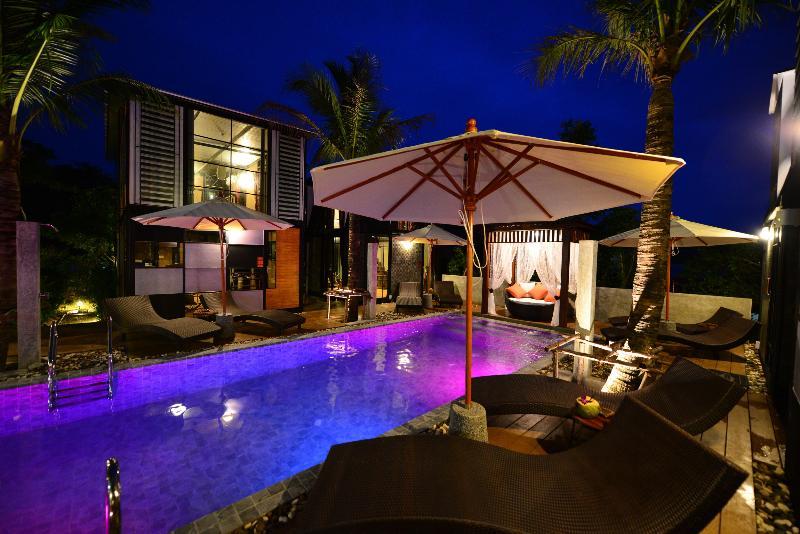 Hotel Bukit Pool