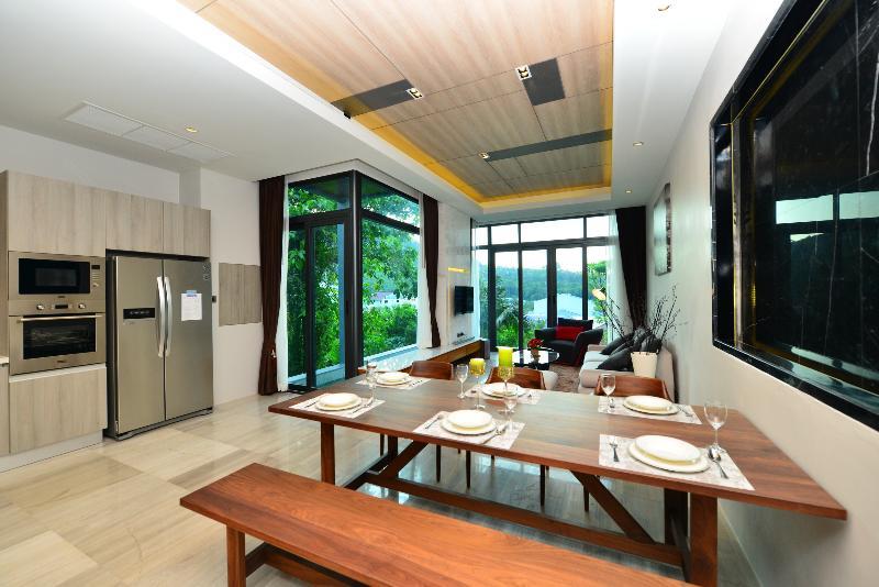 Hotel Bukit Pool Phuket