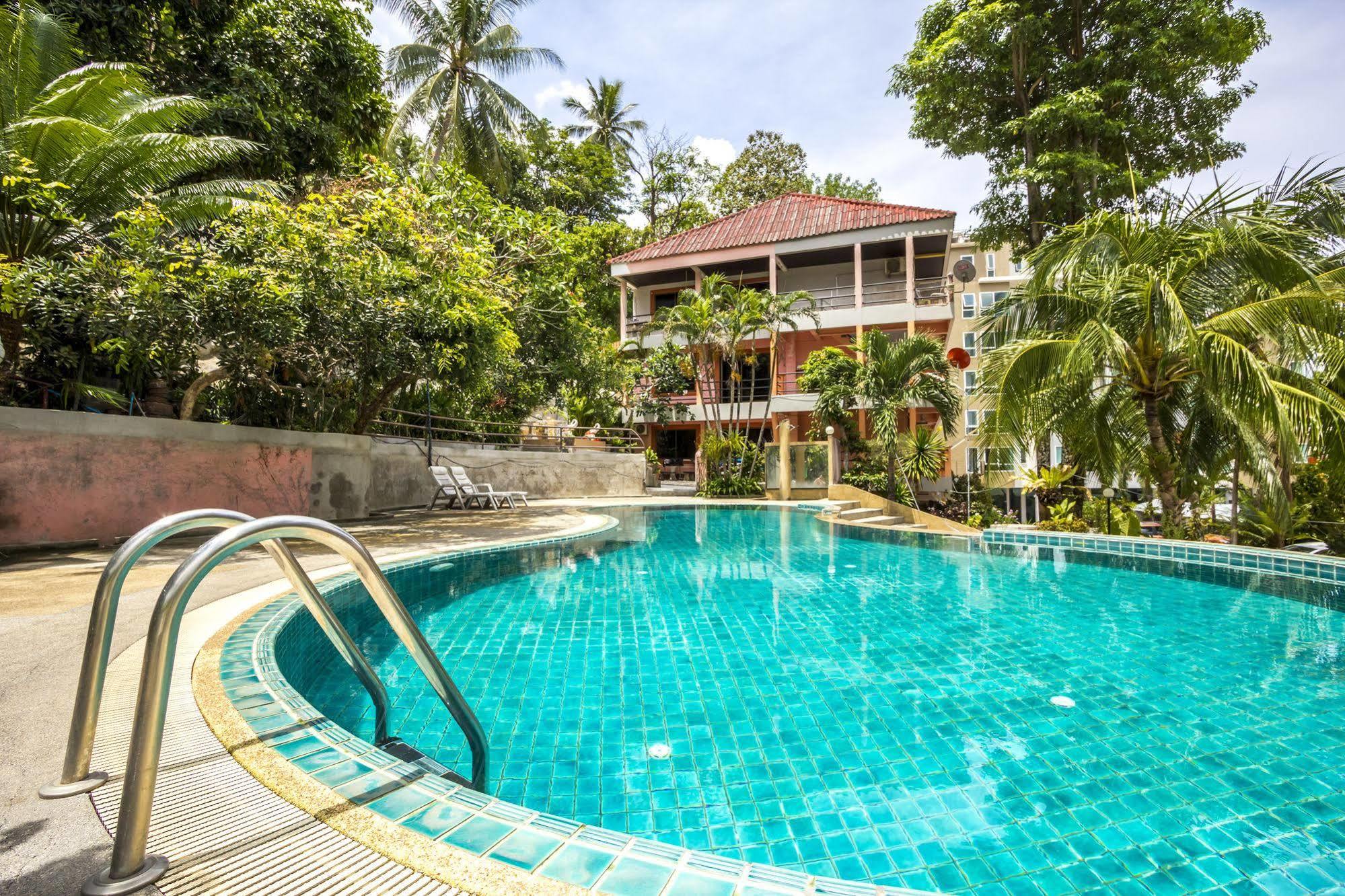 Baan Lukkan Hostel Patong