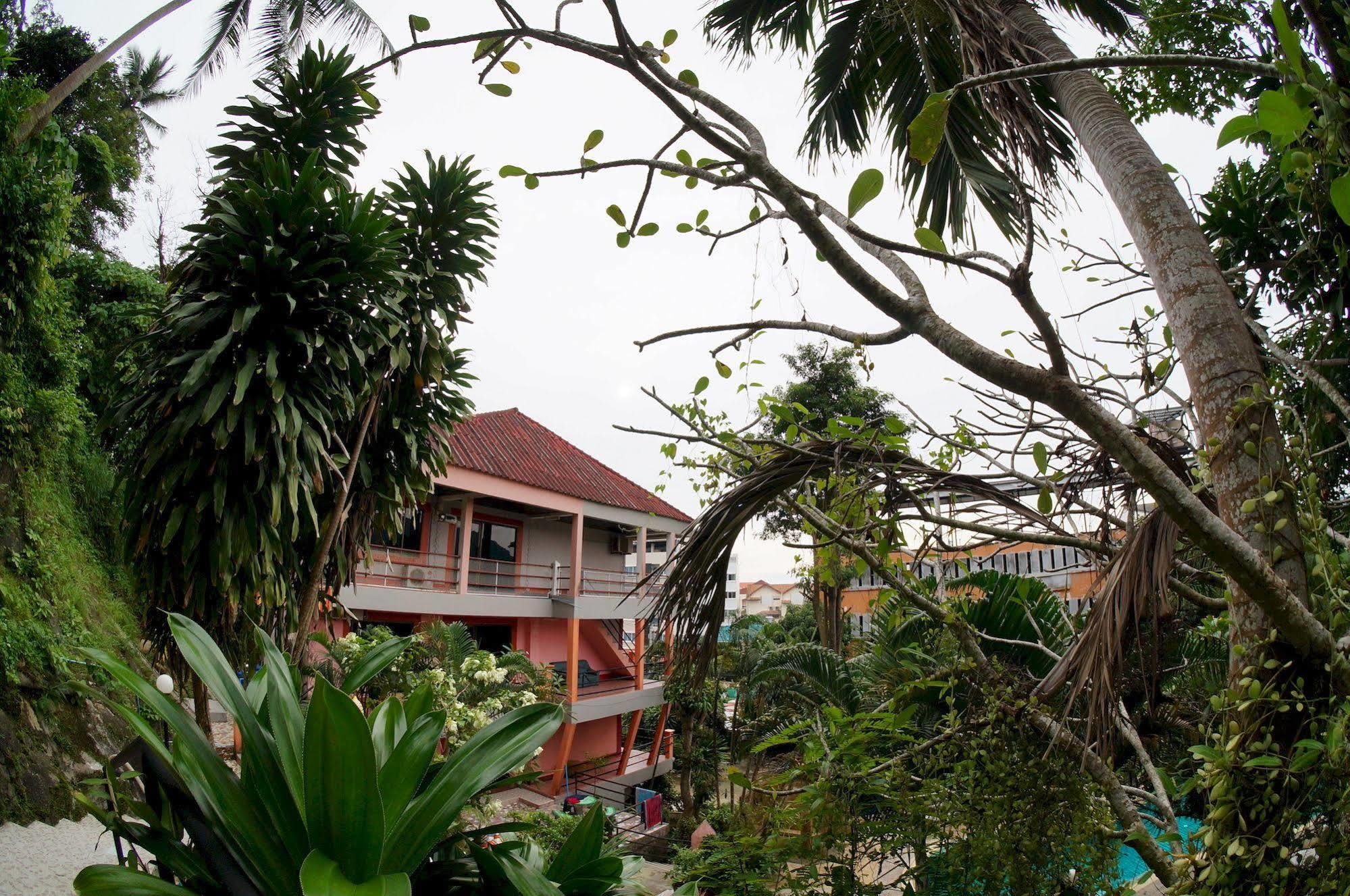 Baan Lukkan Hostel Patong
