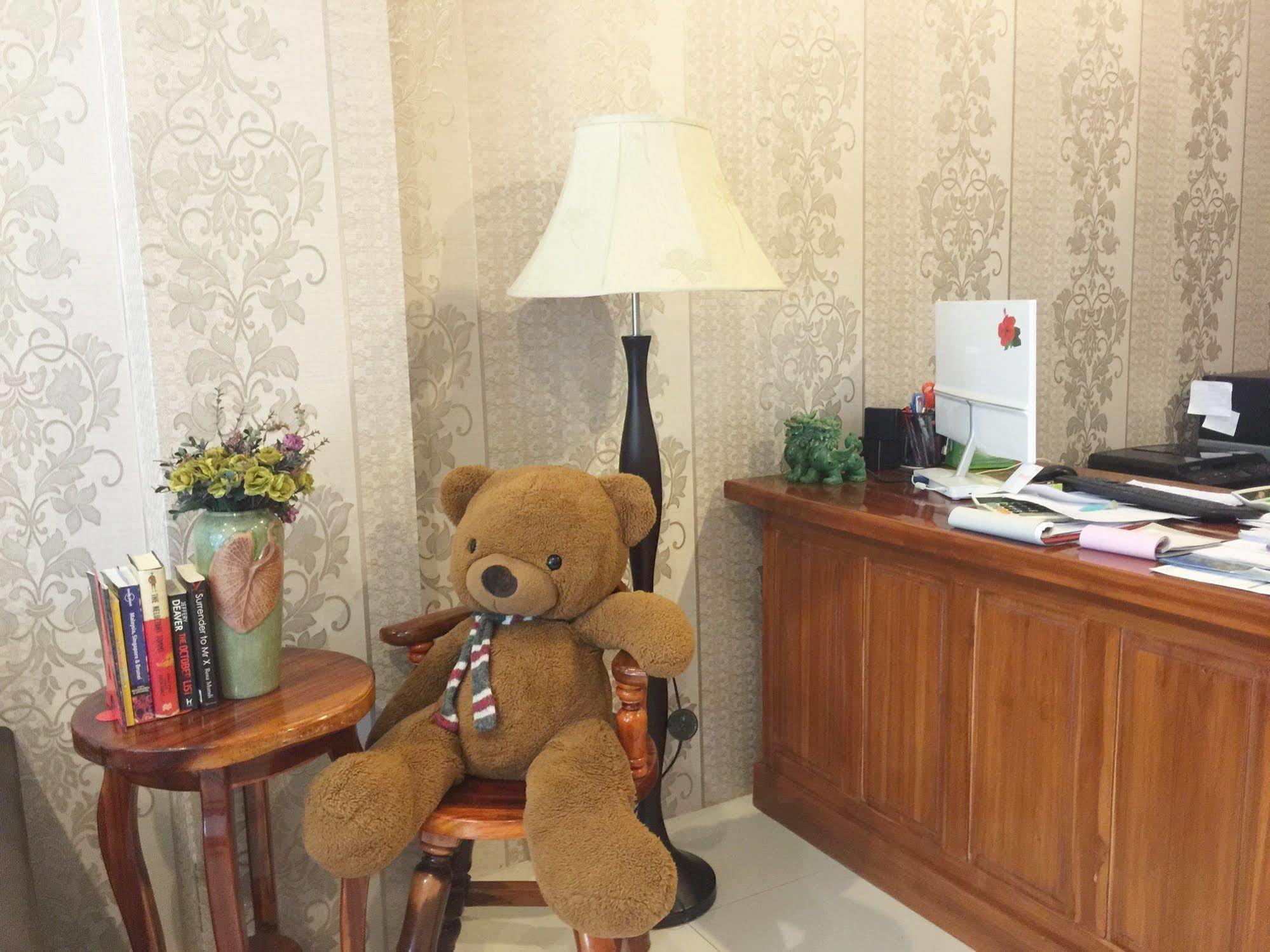 Thira Hotel
