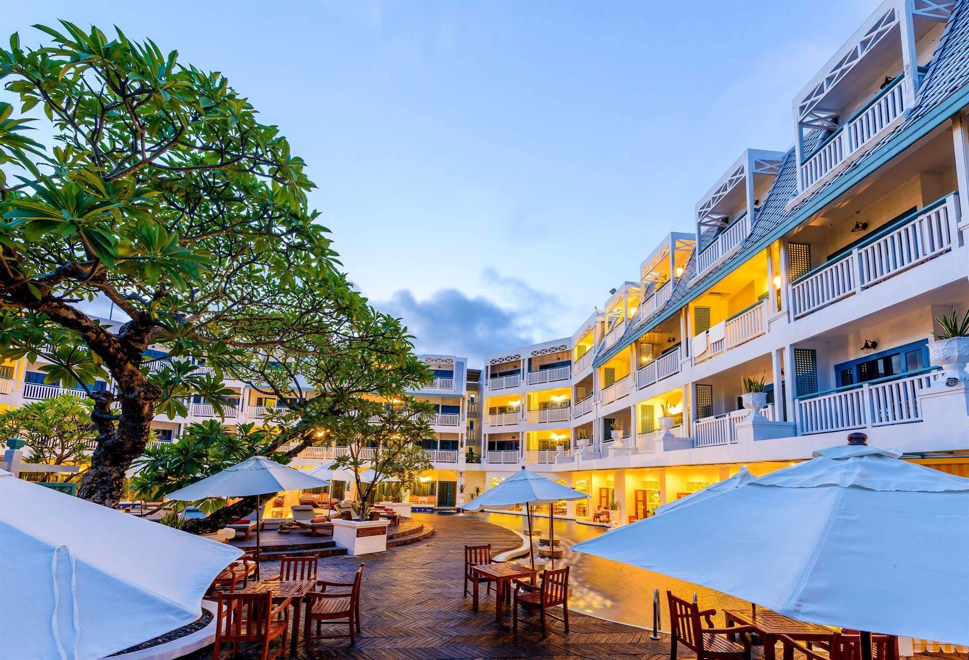Hotel Andaman Seaview, - Sha Karon