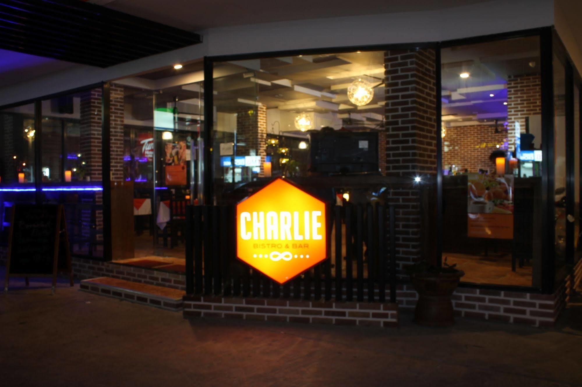 Hotel Red Planet Phuket 3*