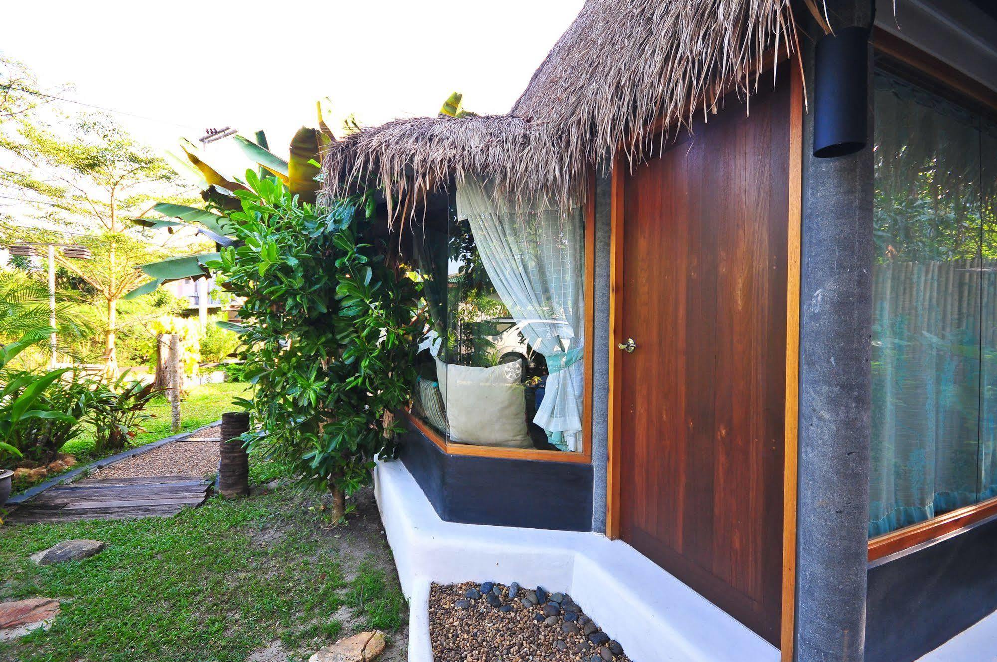 Cafe'@luv22 Hotel Phuket