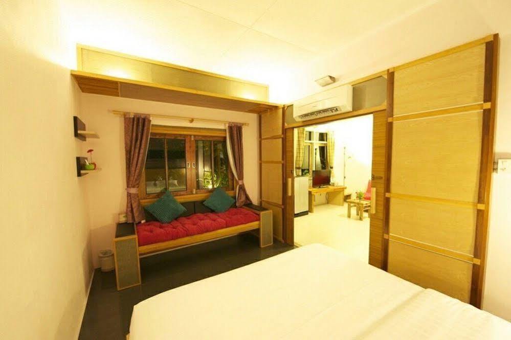 Cafe'@luv22 Hotel Phuket
