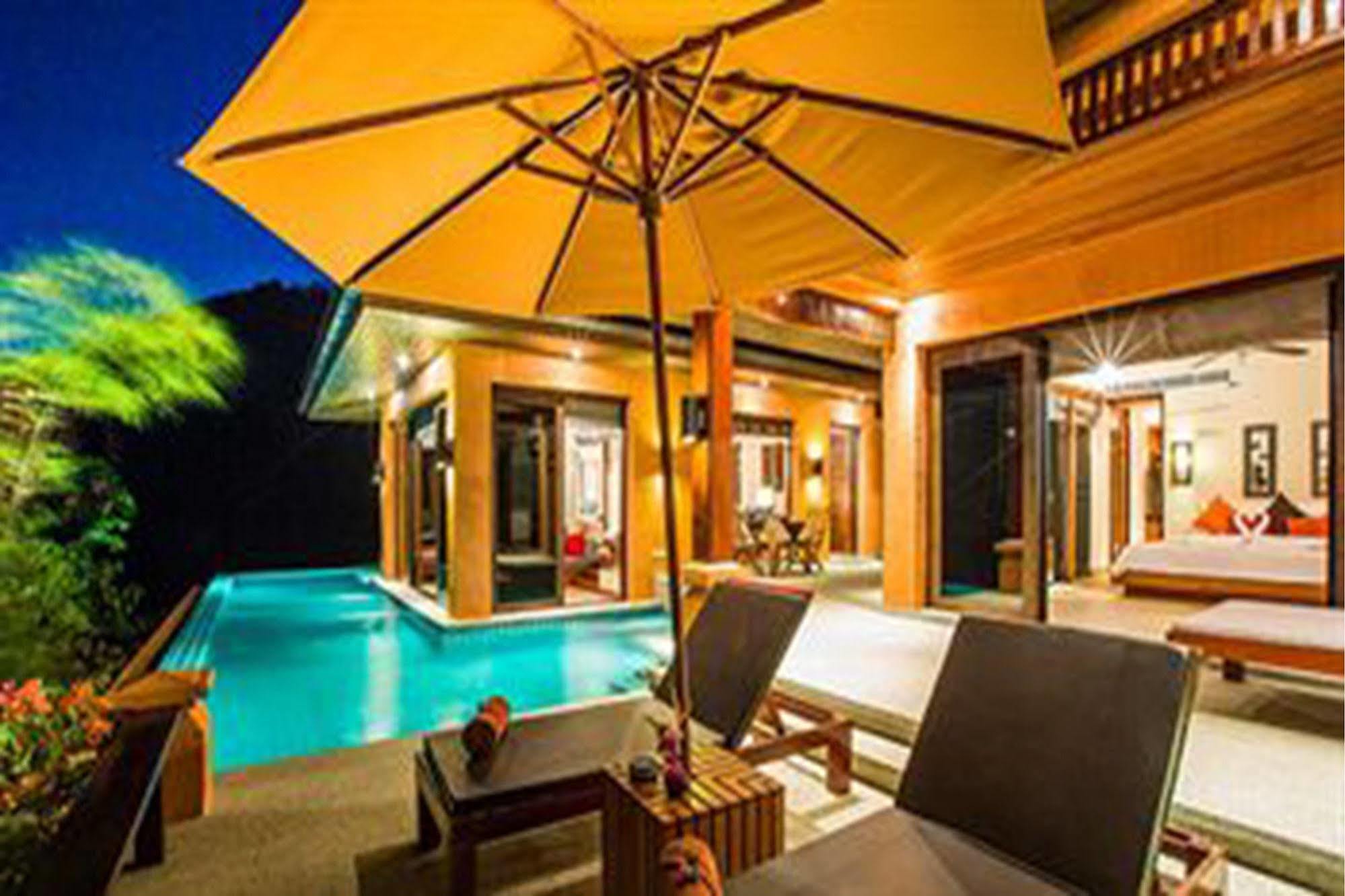 Resort Korsiri Pool