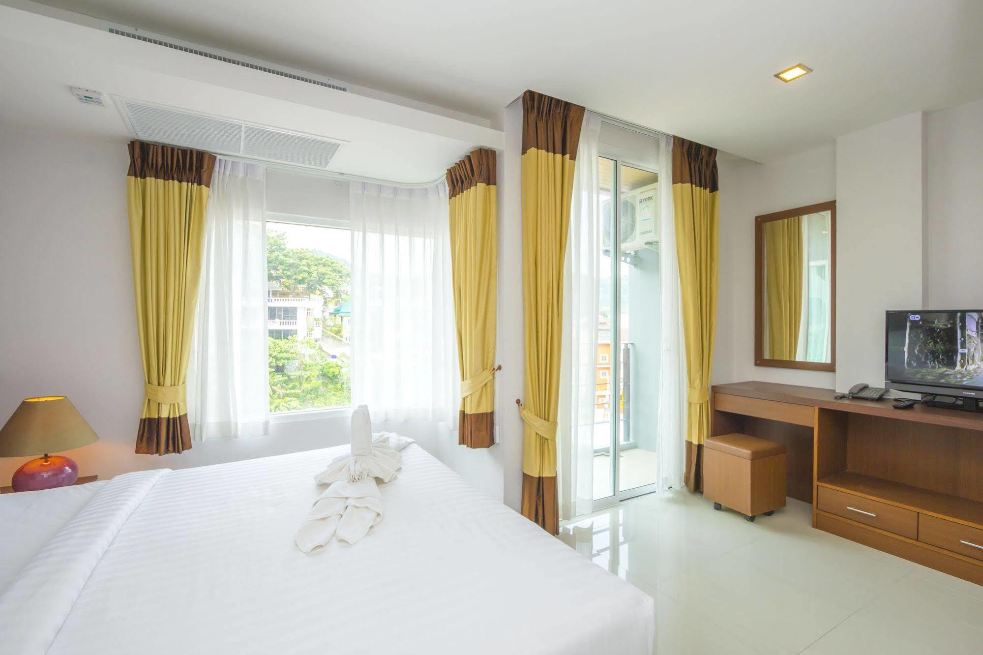 Baan Lukkan Patong Hotel