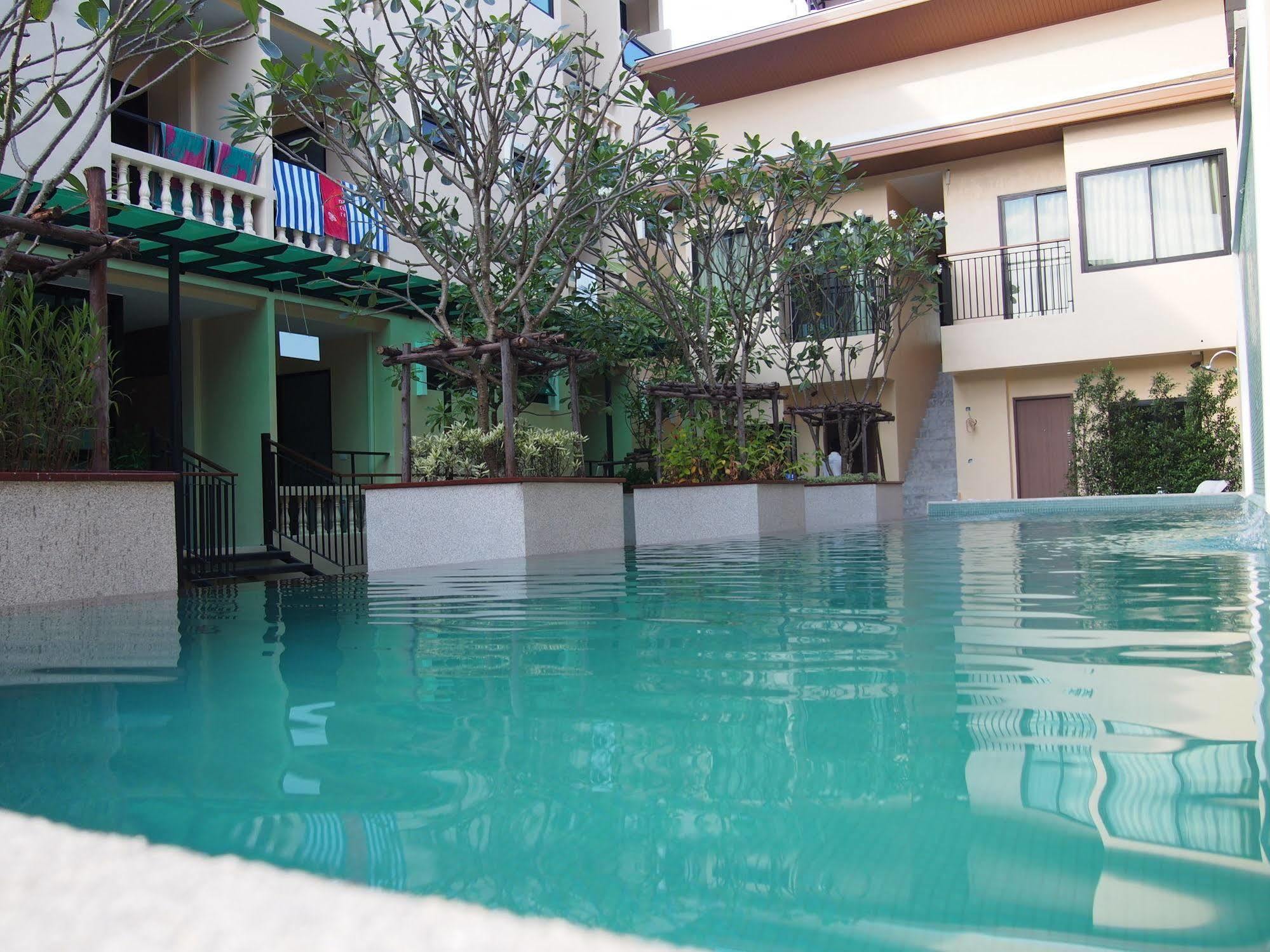 The Wave Patong Sha