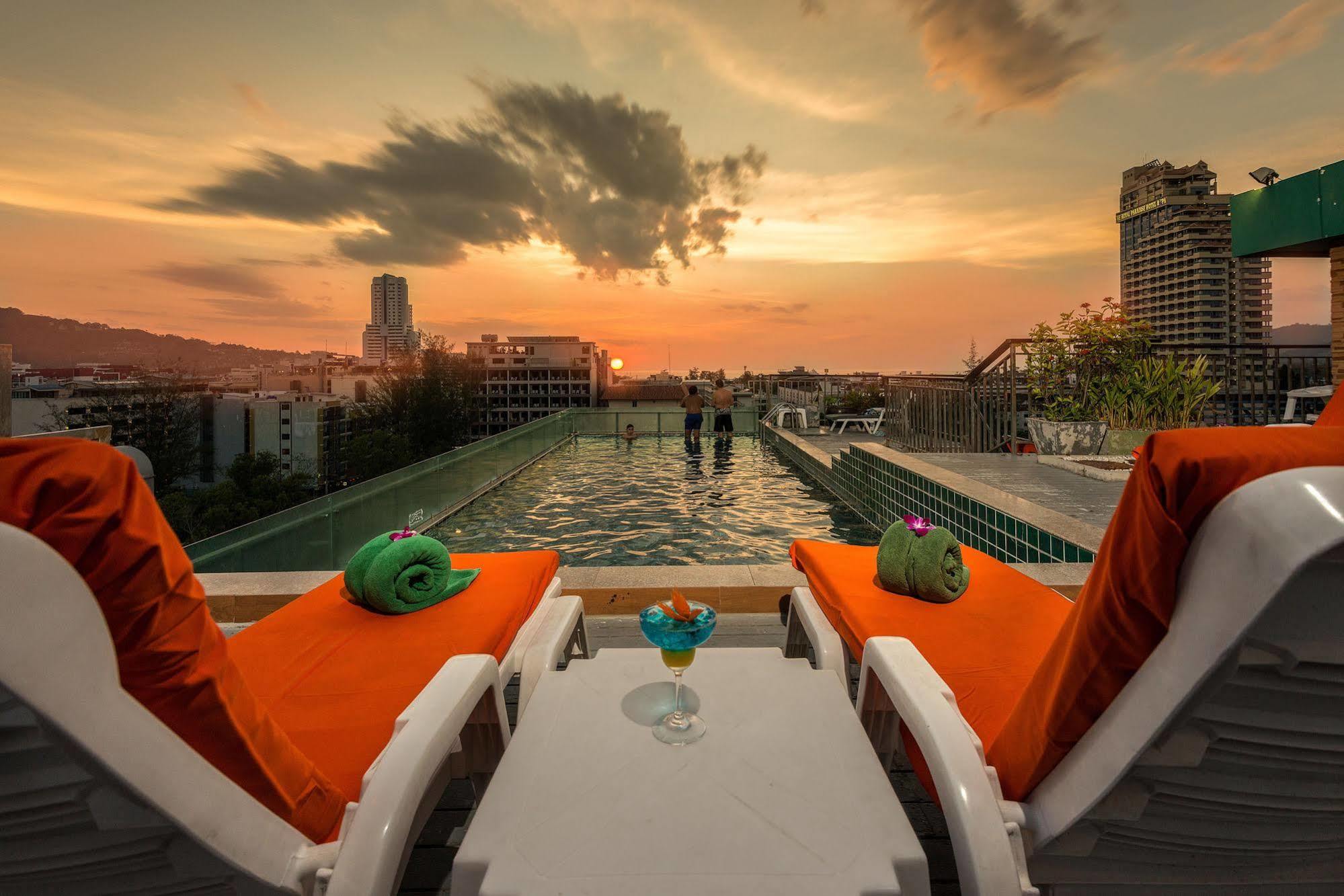 Hotel Apk And Phuket
