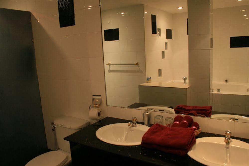 Hotel Aquarius Gay & Sauna Patong