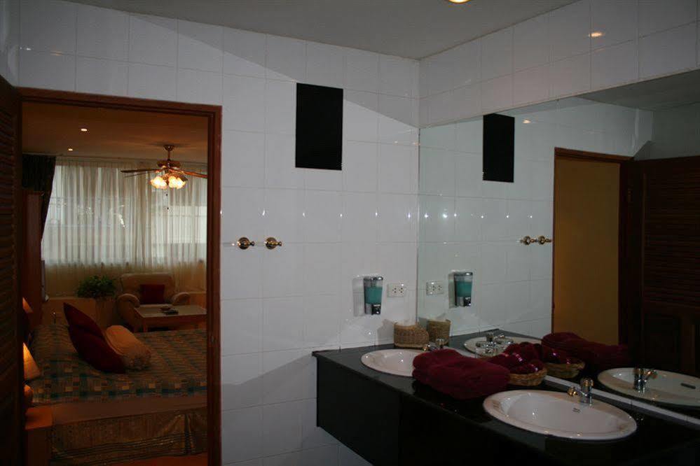 Aquarius Gay & Sauna Patong