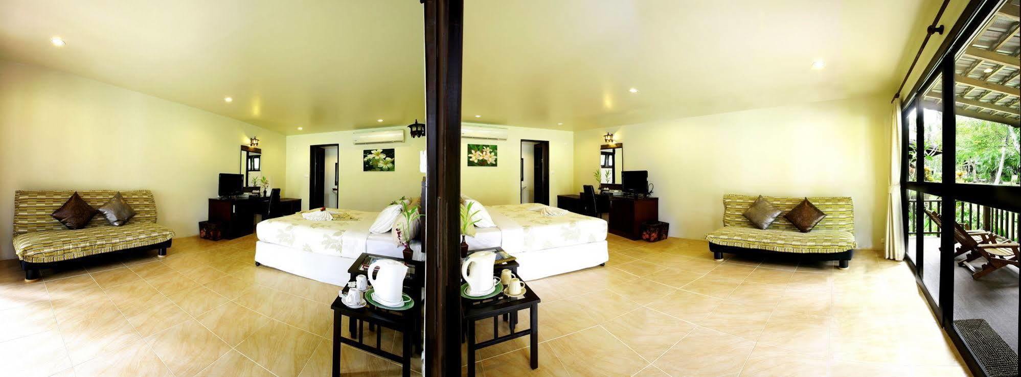 Hotel Banraya And