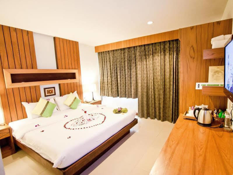 The 2* Patong