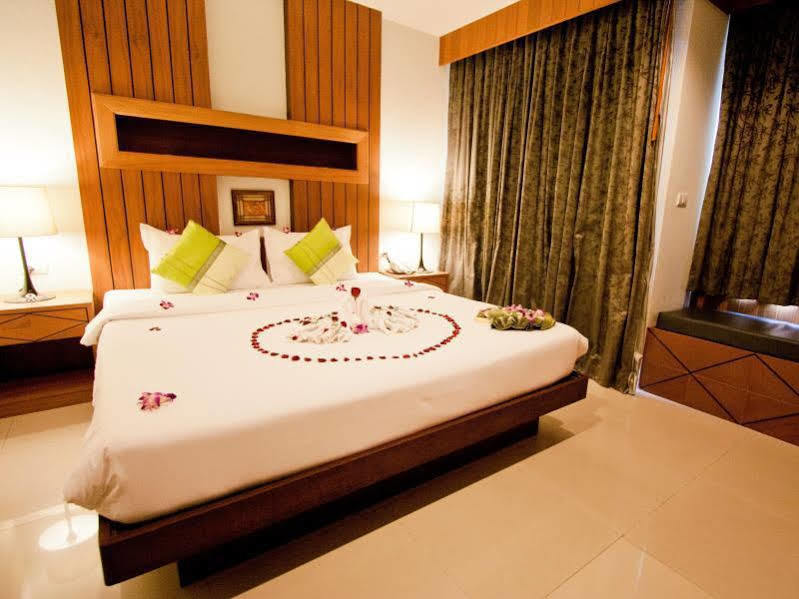 The 2* Patong