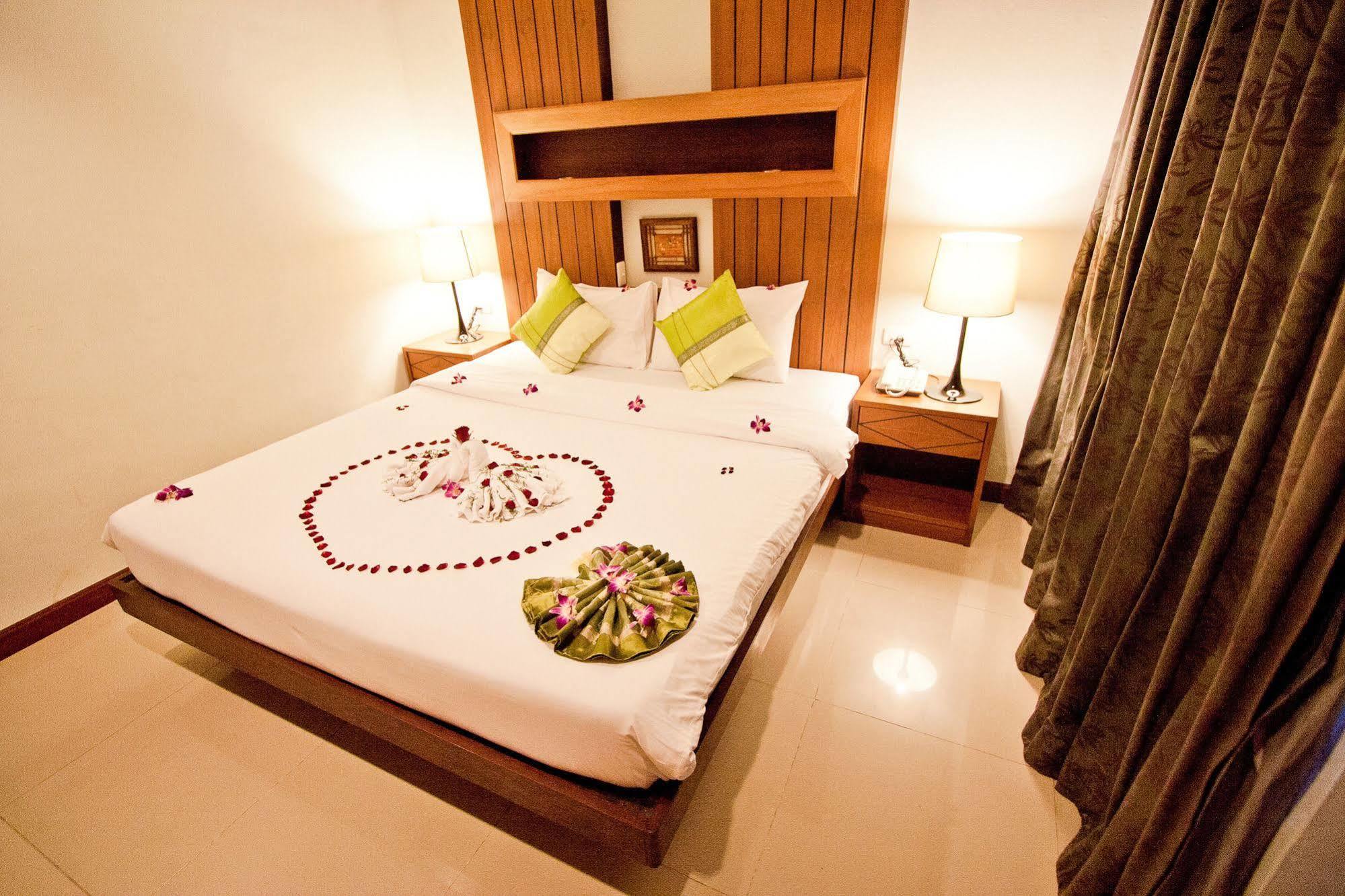 The 2* Patong