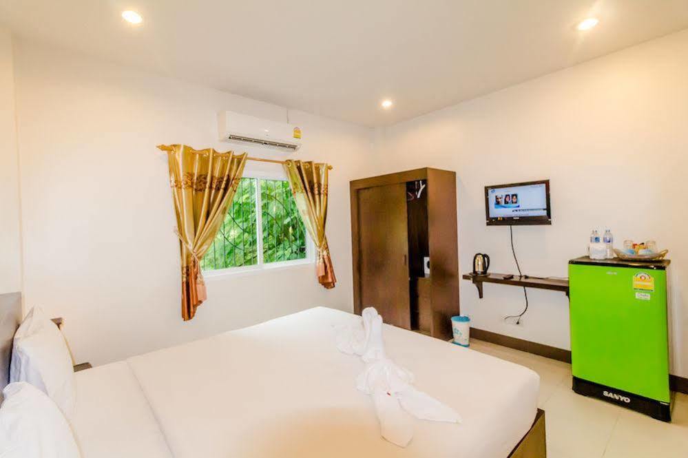 Guest house Baan Yuyen Karon