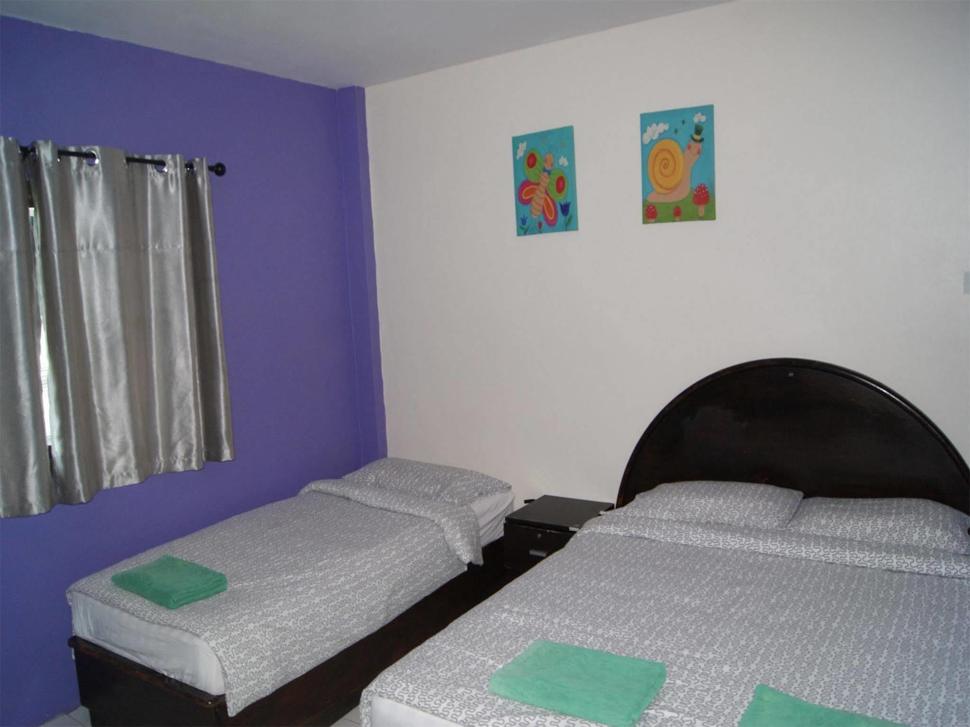 Gasthof Pineapple 2*