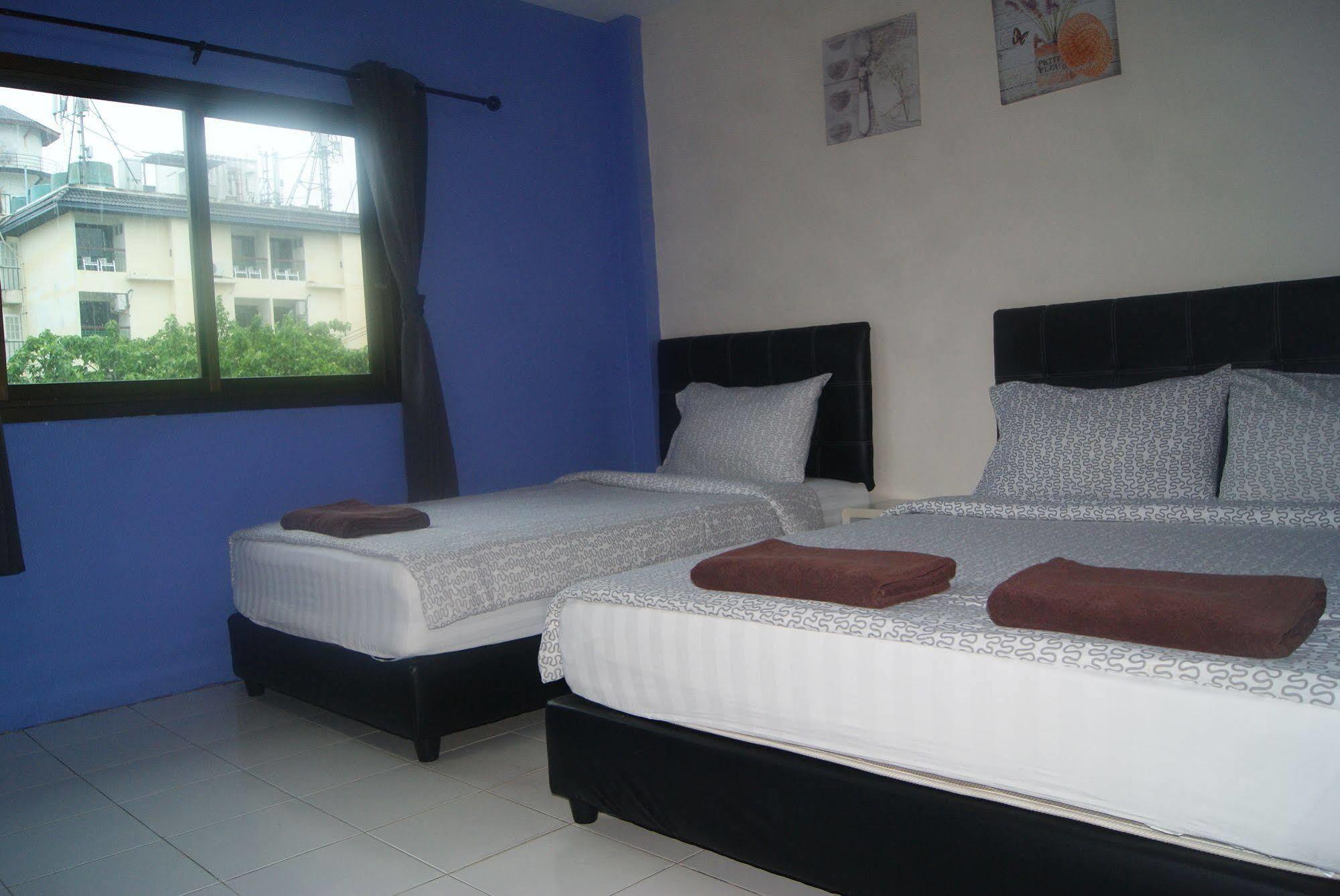 Gasthof Pineapple 2*