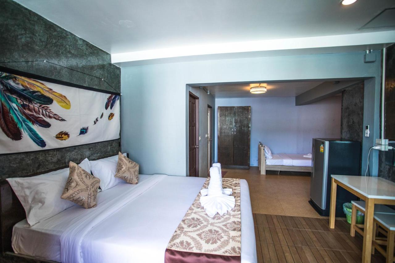 Happy 99 Hotel 3*