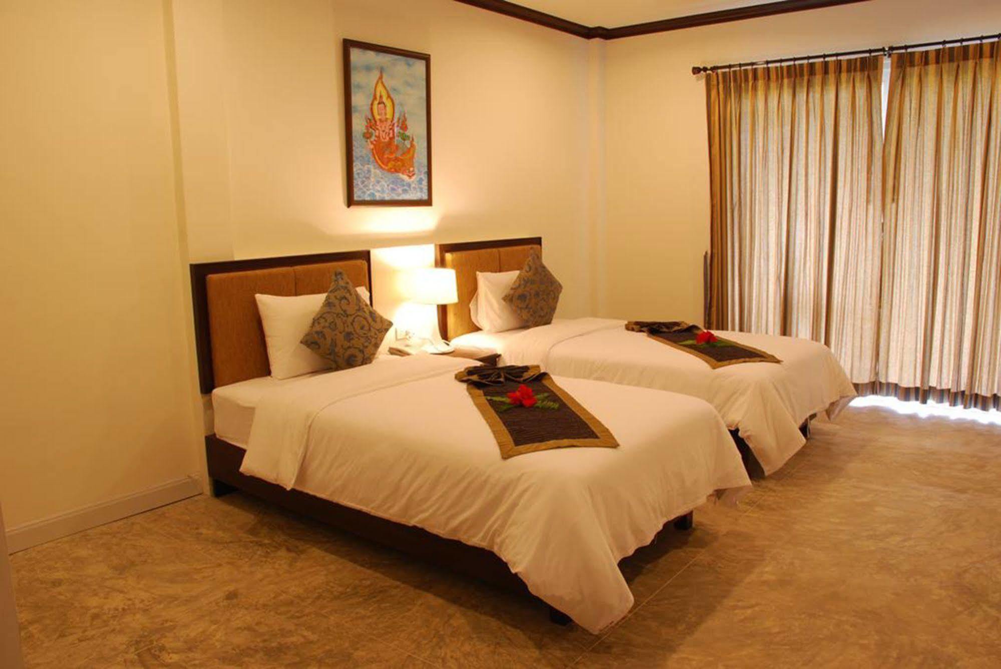 Guest house Phukamala Phuket