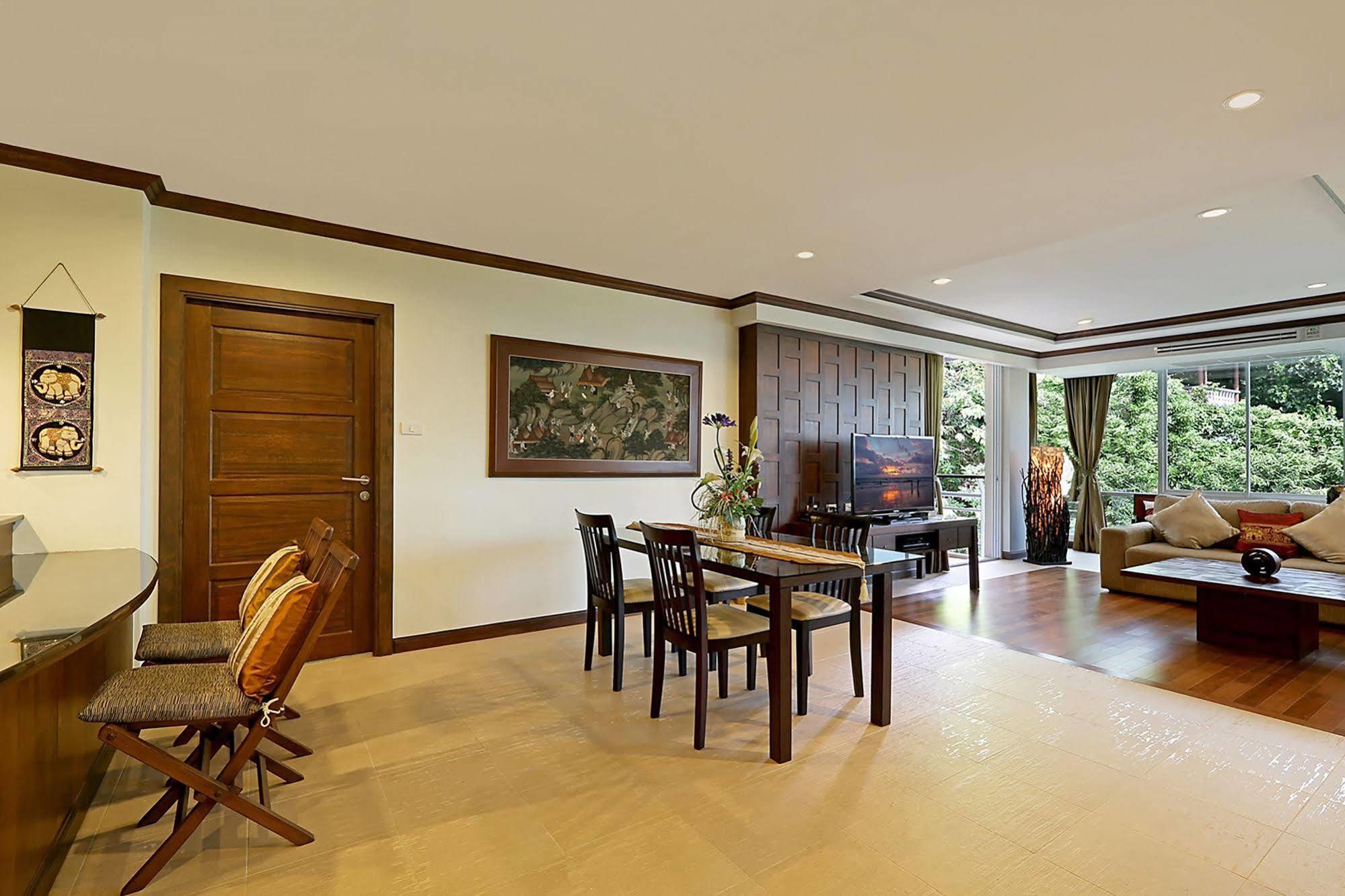Karon-view Royal Lotus Apartment