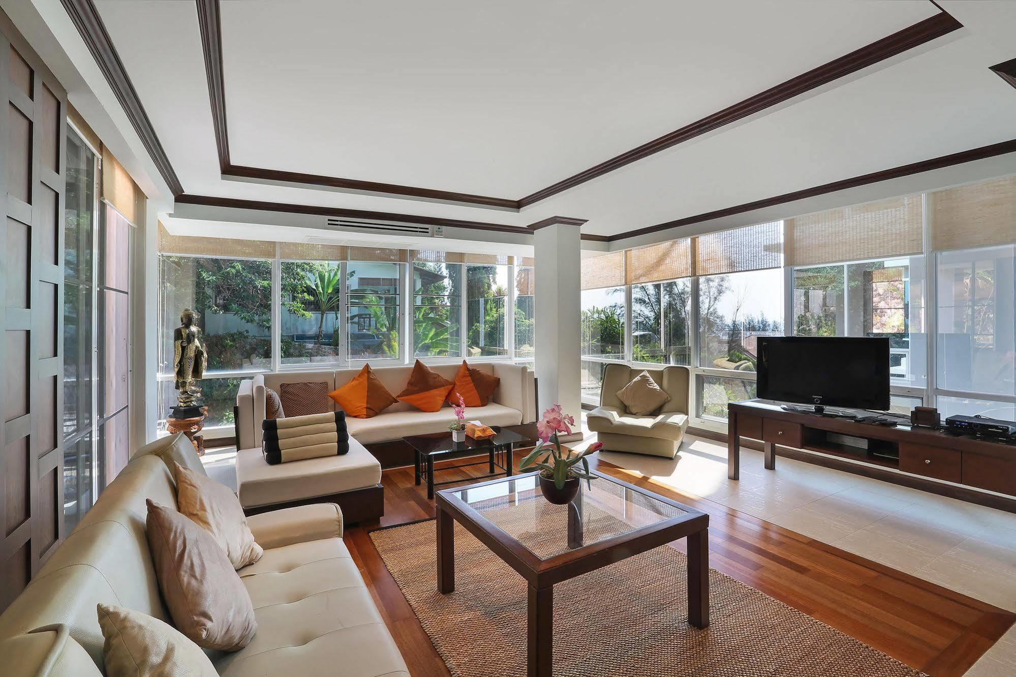 Karon-view Royal Lotus * Karon
