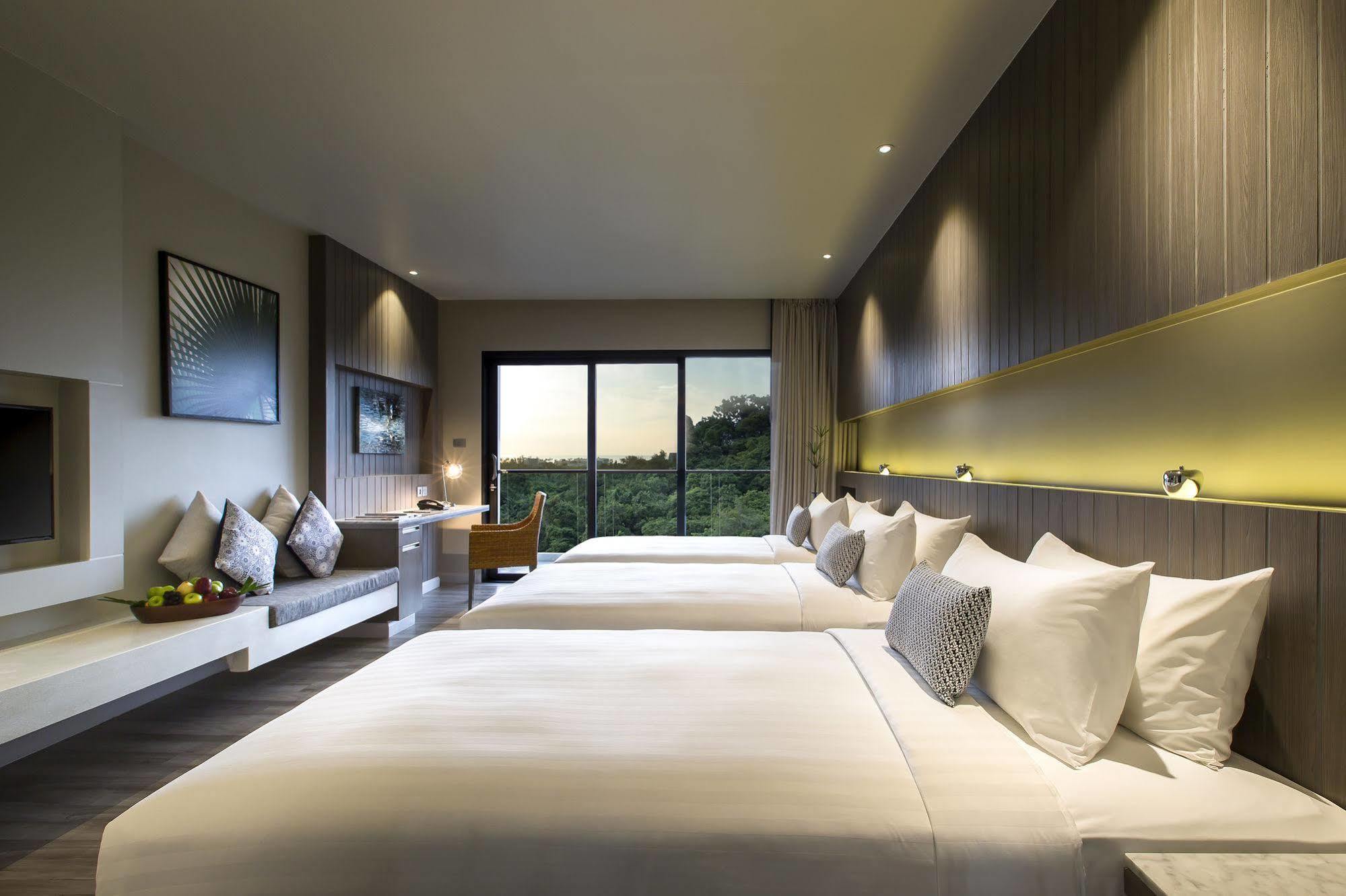 Ikon Phuket - Sha Extra Hotel