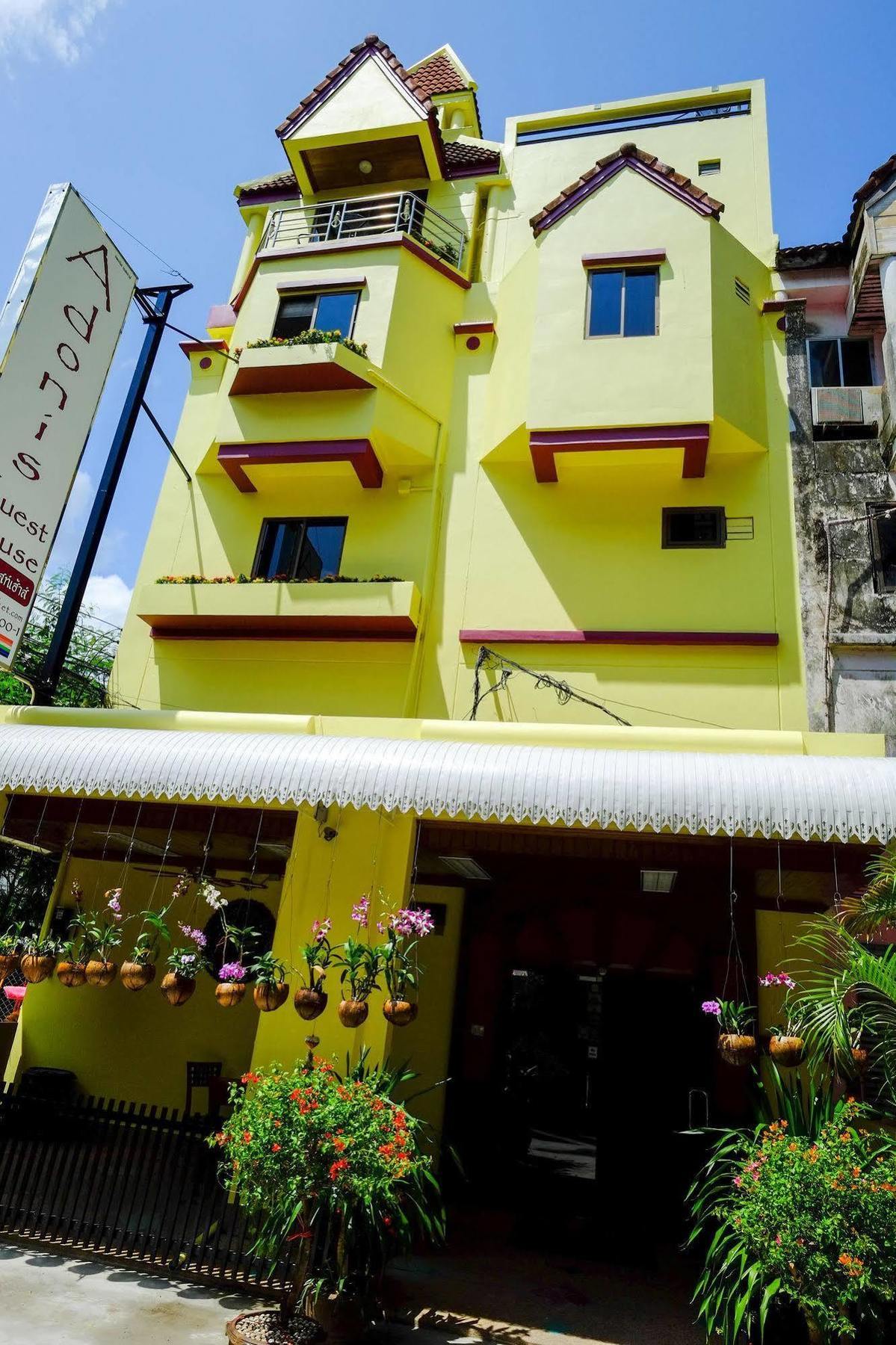 Gasthof Adonis Patong