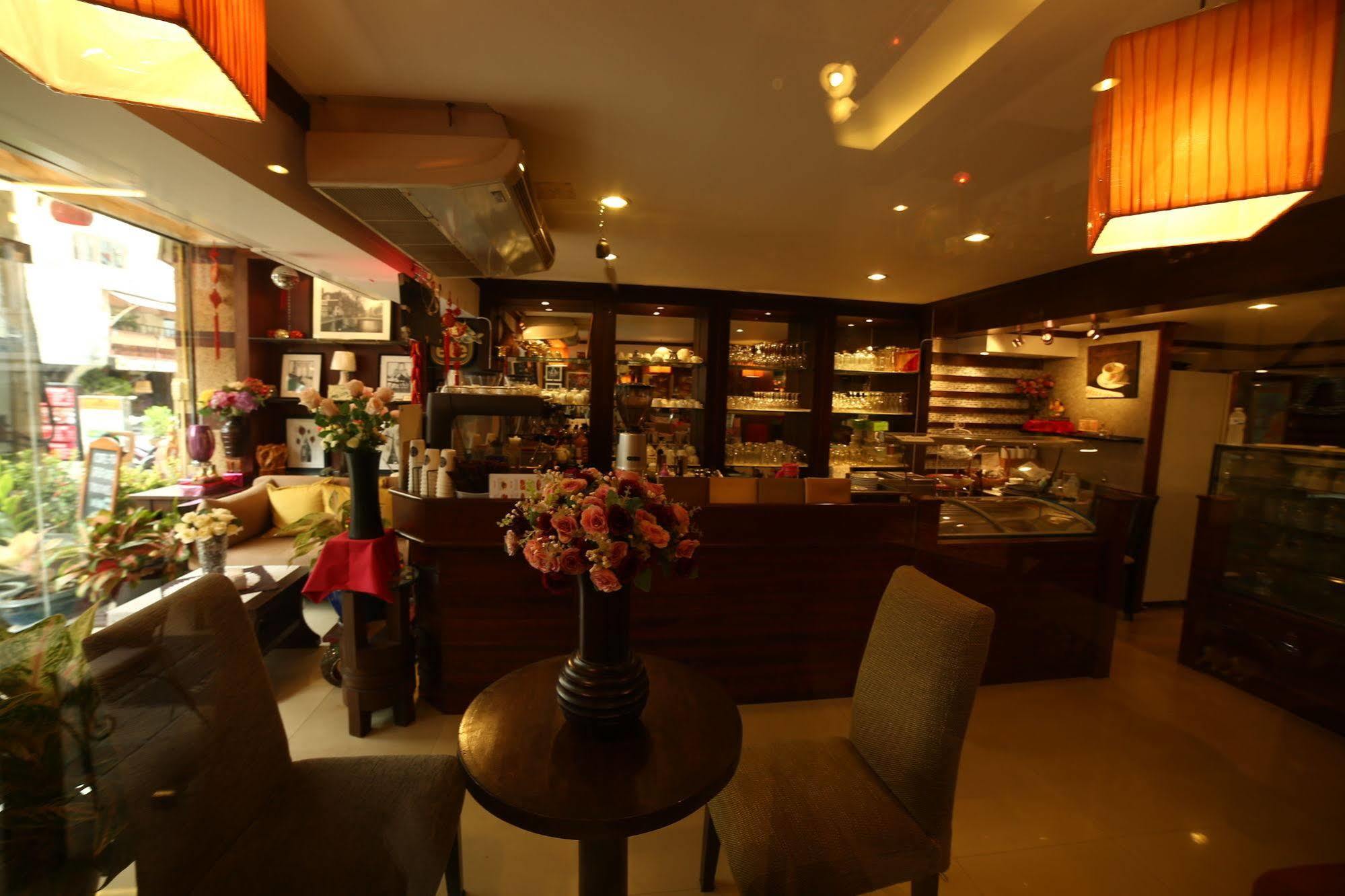 Pro Andaman Place Hotel Karon