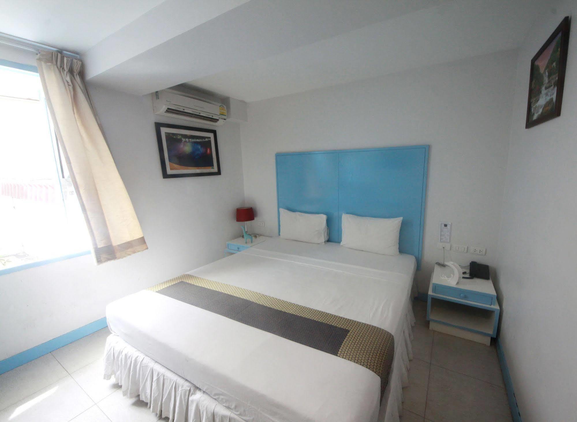 Noble House - 200 Meters Patong Gasthof