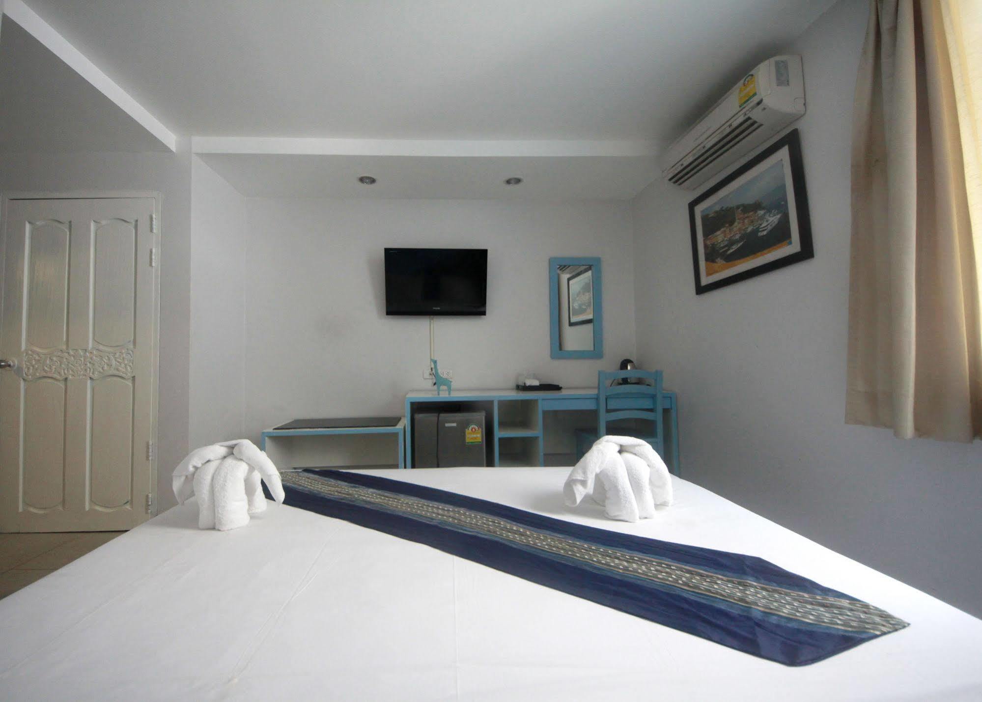 Noble House - 200 Meters Patong
