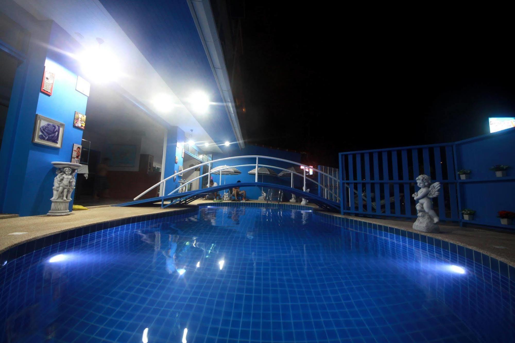 Noble House - 200 Meters Patong Gasthof 3*