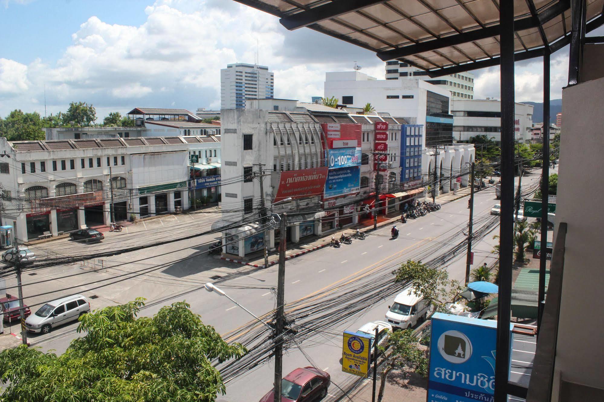 Lub Sbuy Hostel Phuket