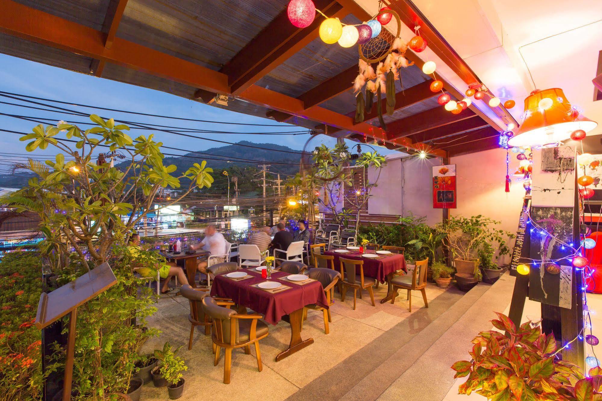 Buri 2* Patong