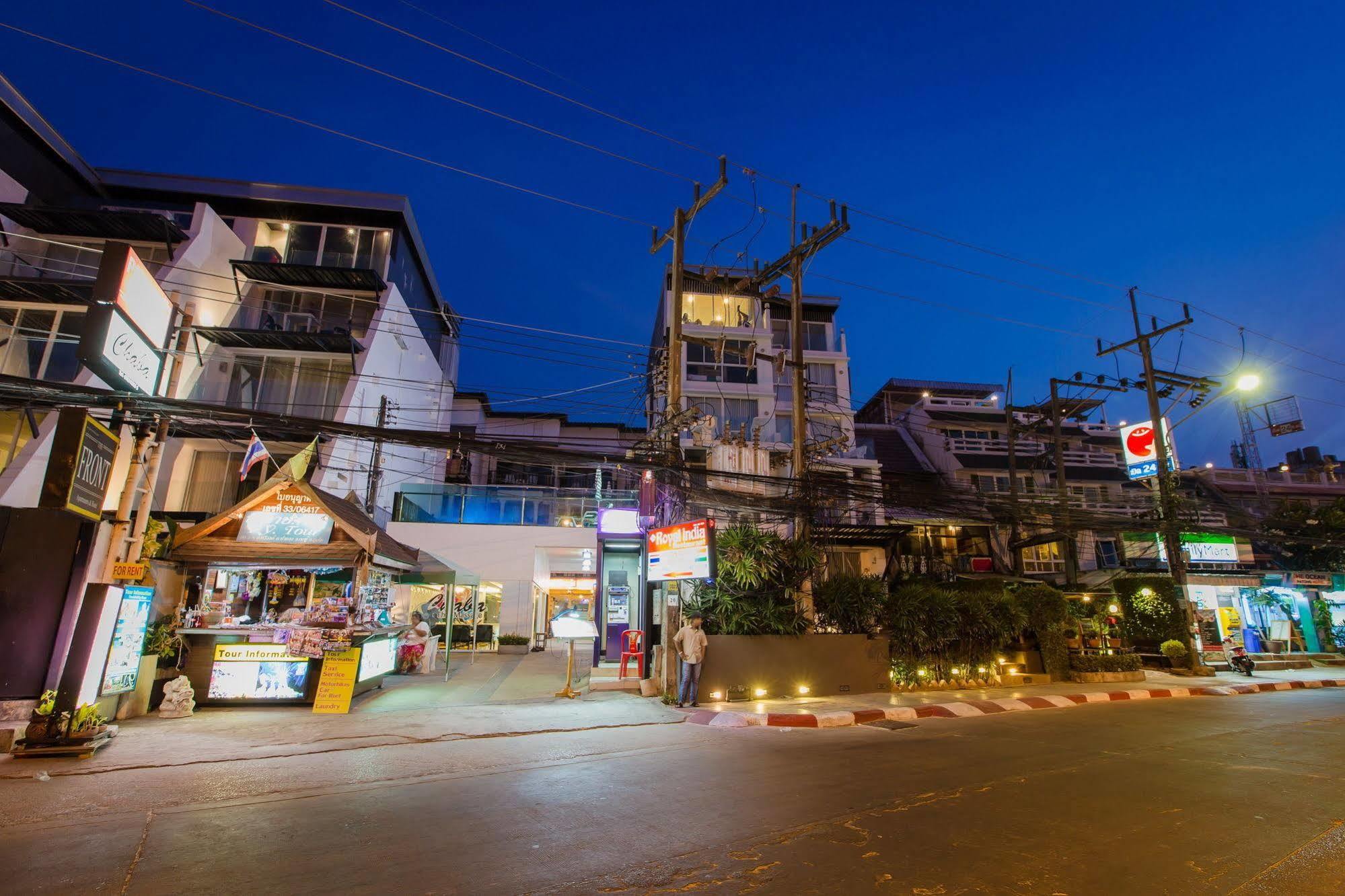 Patong Swiss Front 3* Phuket