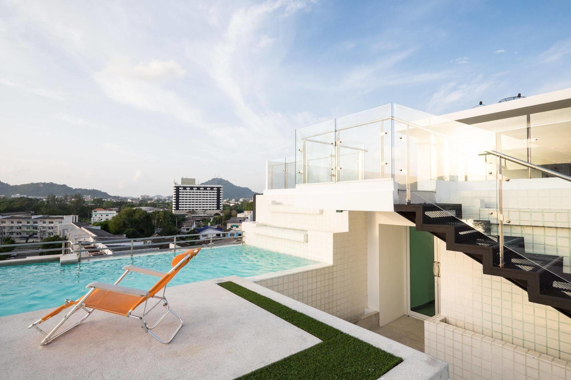 Modern Thai